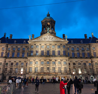 Royal Palace (Koninklijk Paleis)