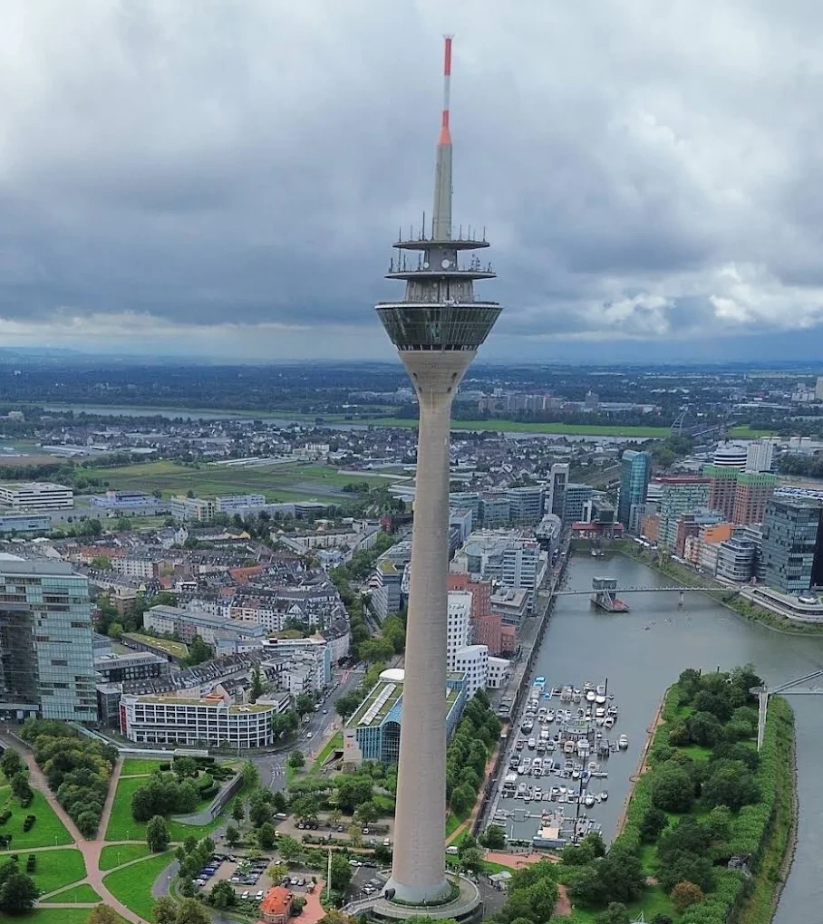 Rhine Tower (Rheinturm)