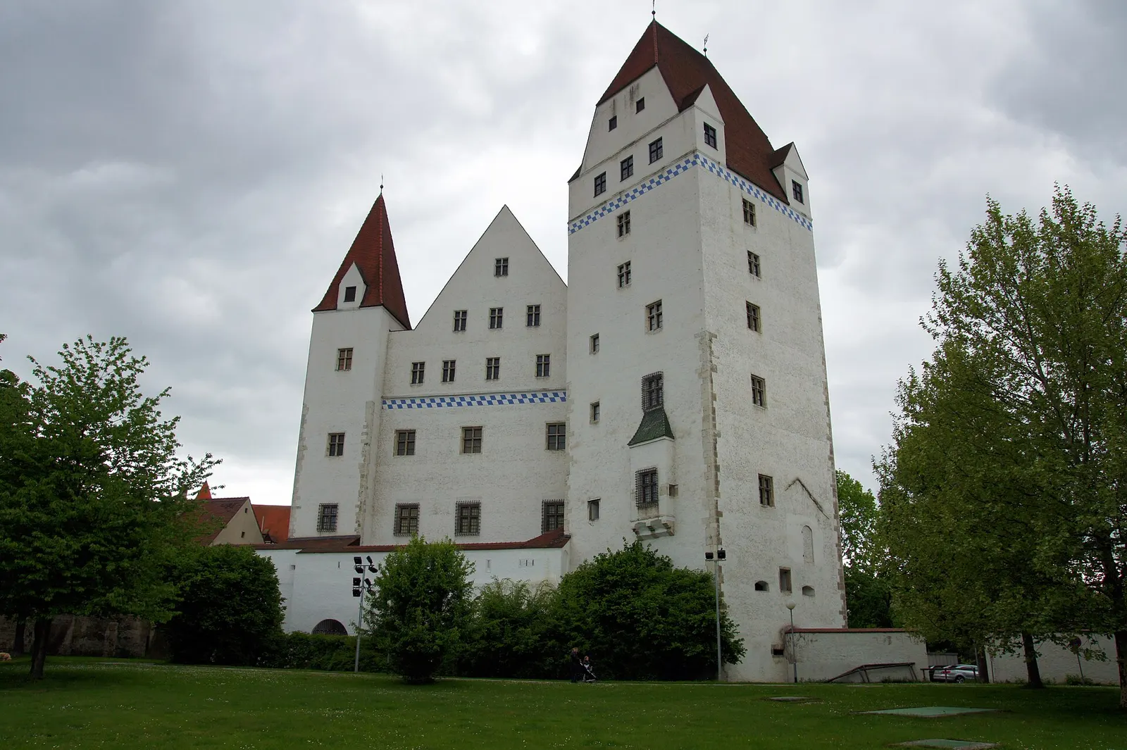 New Castle and Bavarian Army Museum (Neues Schloss)