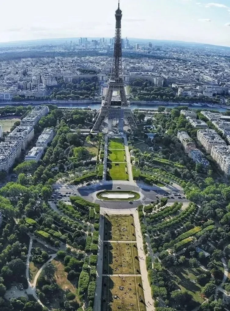 Eiffel Tower
