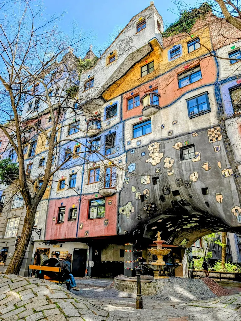 Hundertwasserhaus