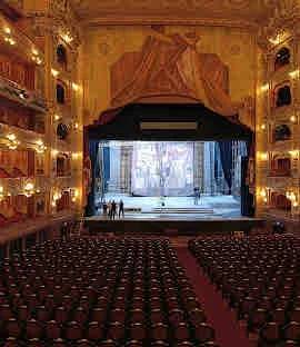 Teatro Colón