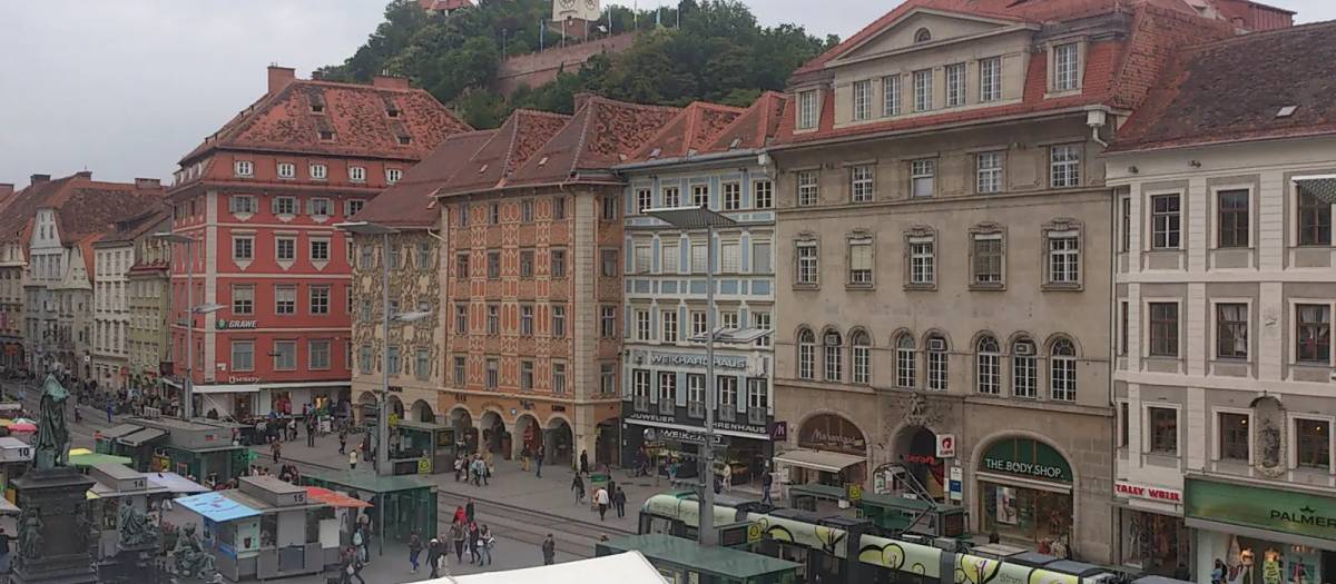Main Square and Town Hall (Hauptplatz)