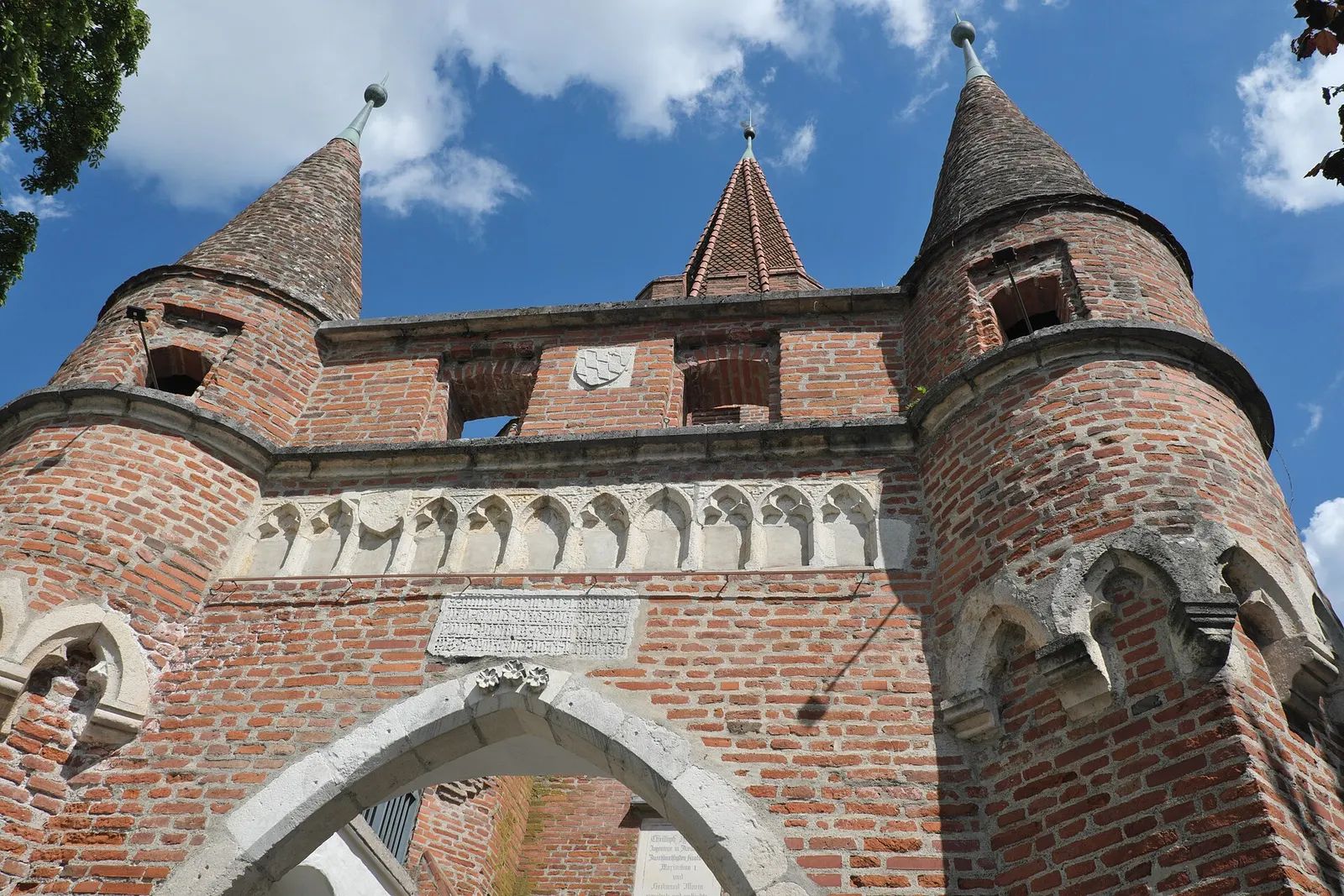 Cross Gate (Kreuztor)